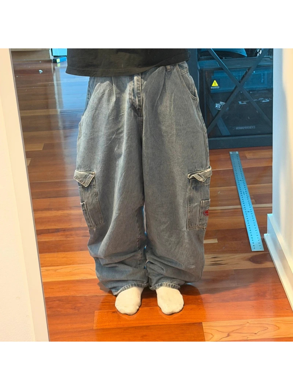Baggy Y2K Wake jeans